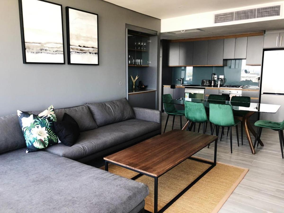 Umhlanga Arch 10Th Floor- Sea Views! Apartment Durban Luaran gambar