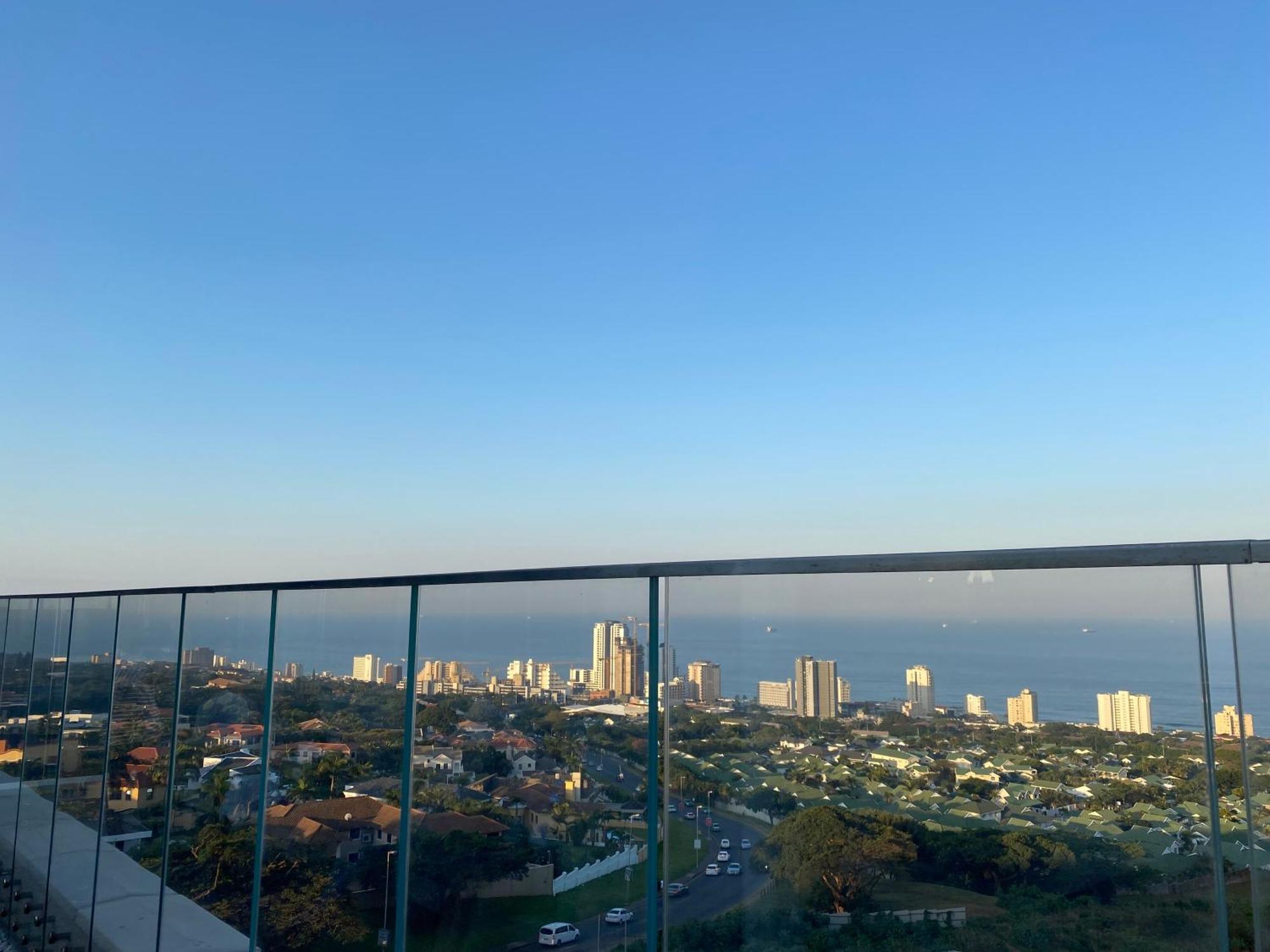 Umhlanga Arch 10Th Floor- Sea Views! Apartment Durban Luaran gambar